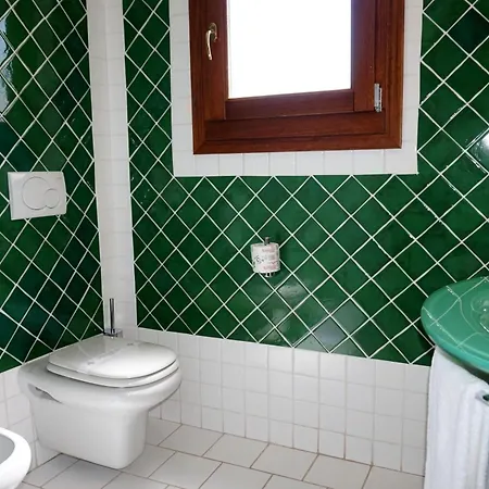 Monti Di Mola Отель 4*